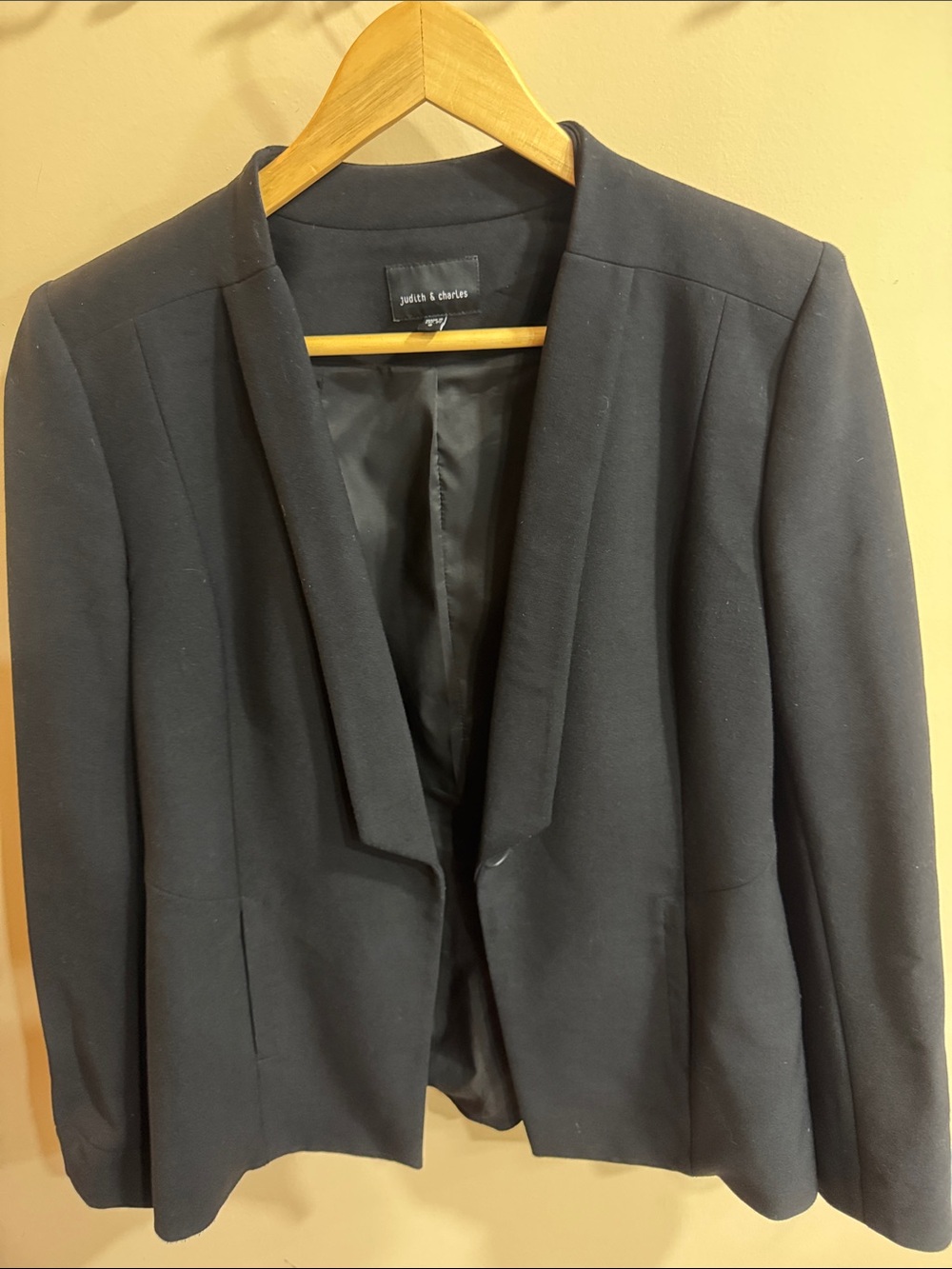 judith & charles Black Open-Front Blazer